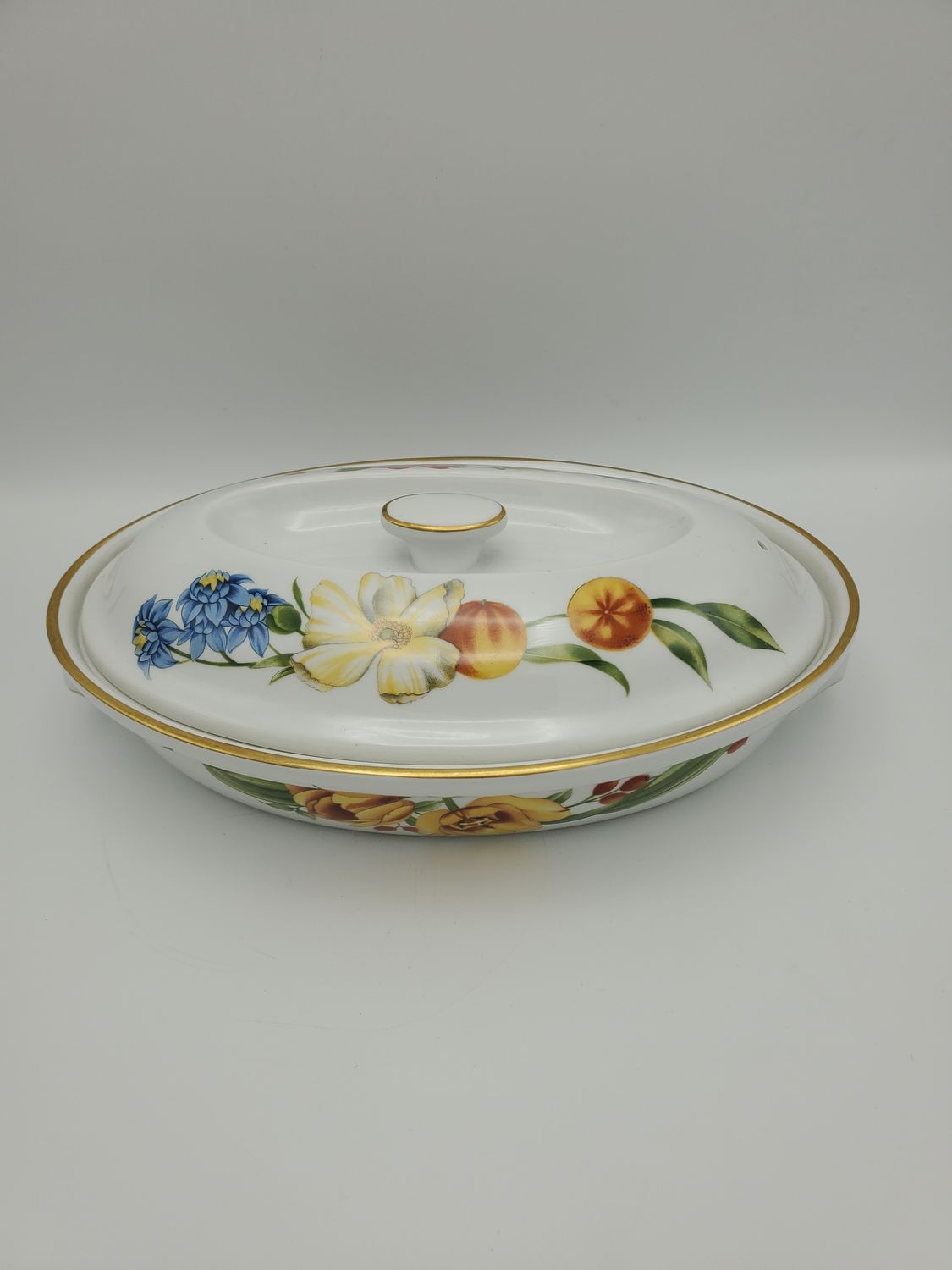 Pershore Royal Wercester Casserole Dish