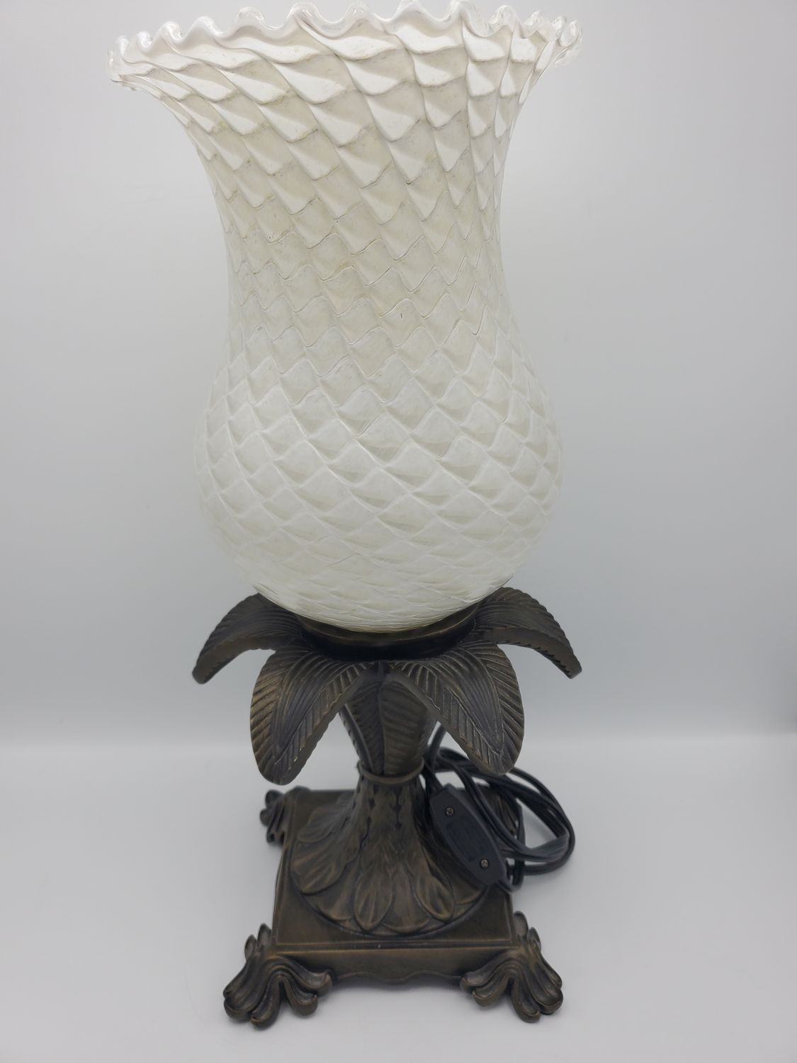 Pineapple Bronze Leaves Glass Table Lamp