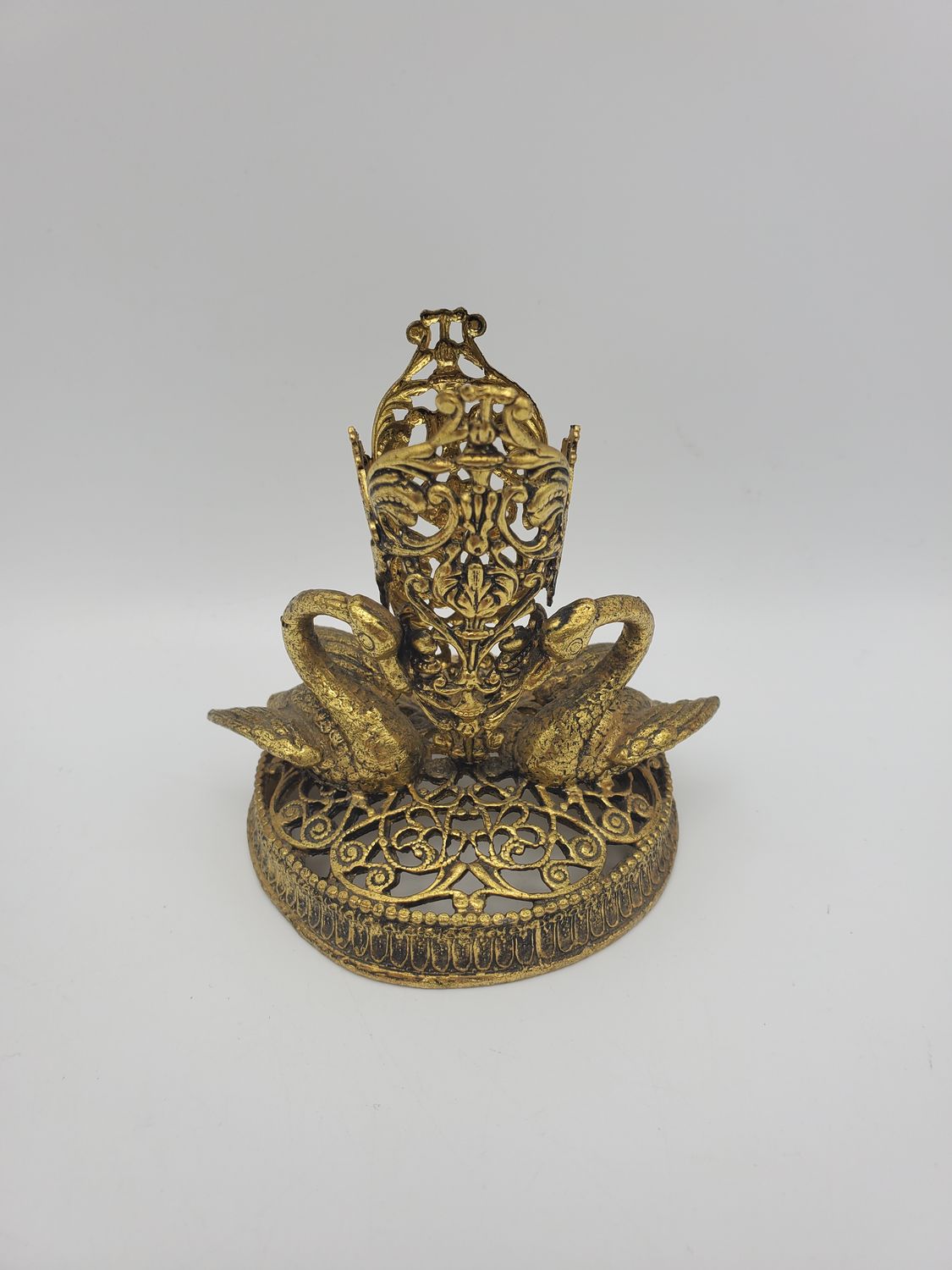 Ornate Filigree Vintage Swan Vase