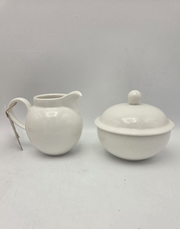 Villeroy &amp; Boch Sugar Bowl &amp; Creamer