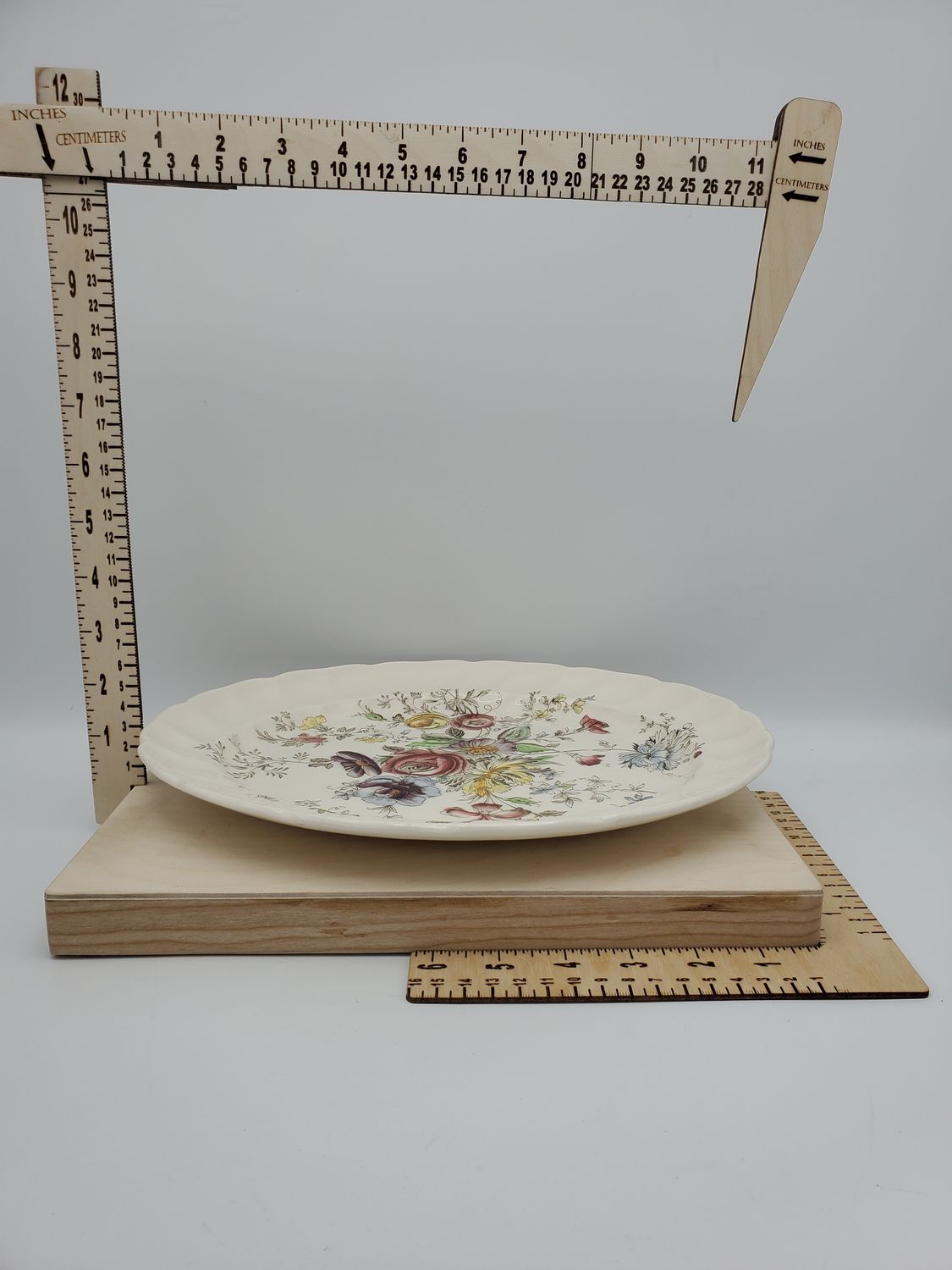 Johnson Bros Sheraton Dish Set