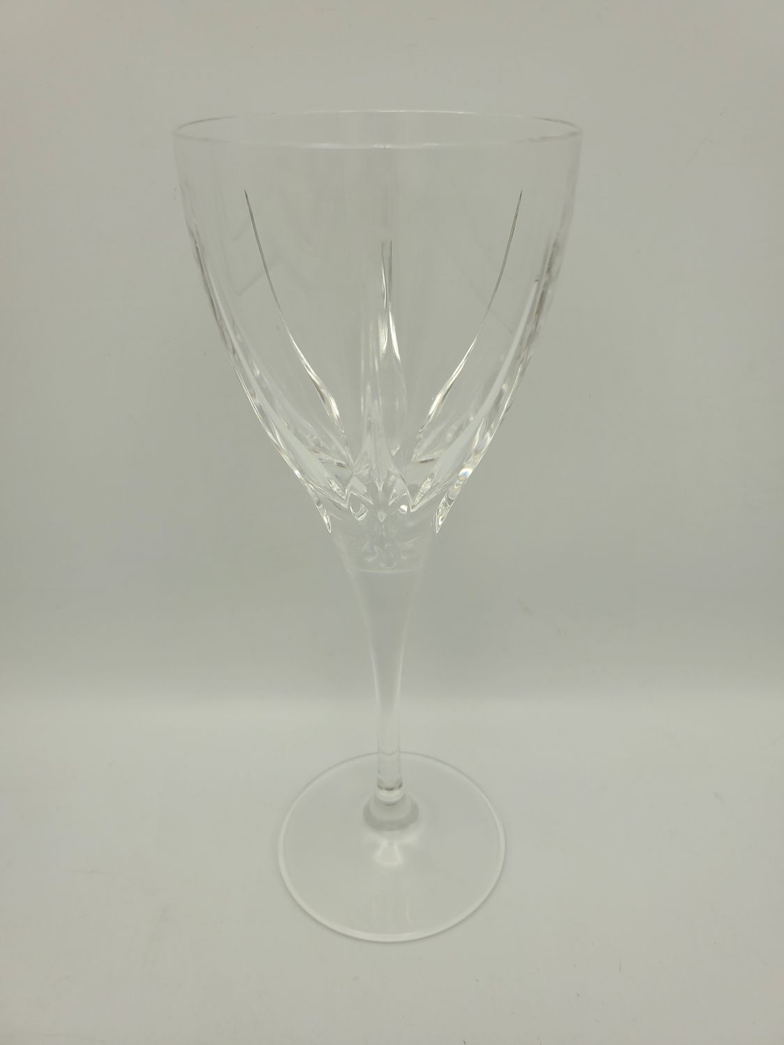 Swirled Leaf Vintage Crystal Wine Glass