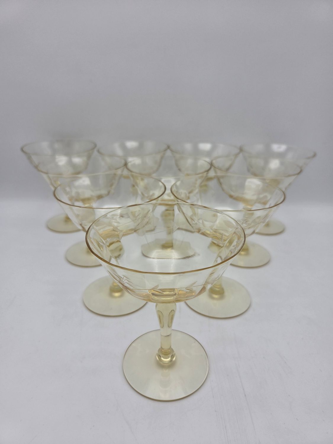 Vintage Etched Amber Stem Champagne / Cocktail Coup, Set of 10e