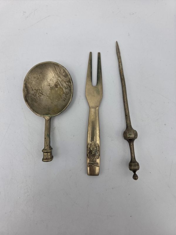 Vntg Mini Brass App Utensil Set