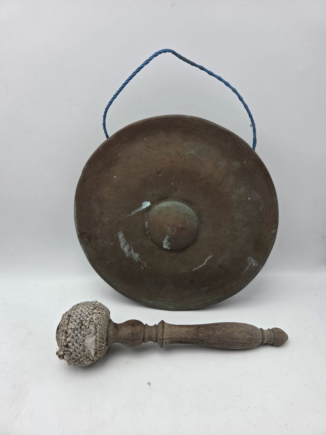 Vntg Hanging Gong Bell &amp; Mallet