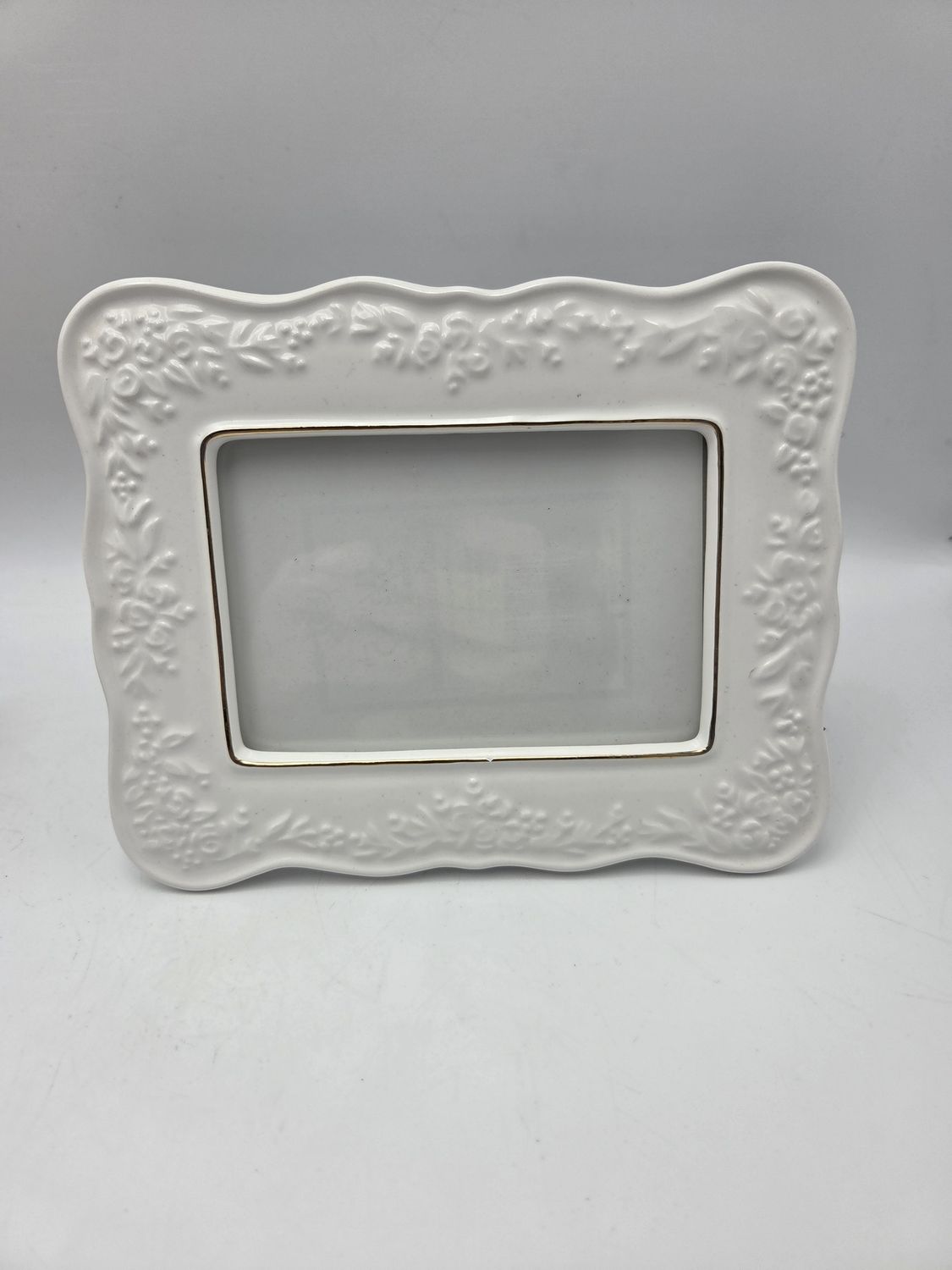 White Floral Ceramic Photo Frame