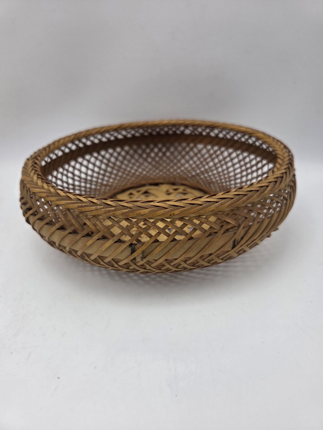 Vntg Hndwvn Bamboo Basket Bowl