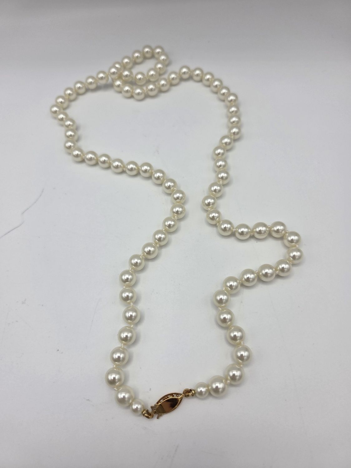 Vintage Faux Pearl Strand Necklace