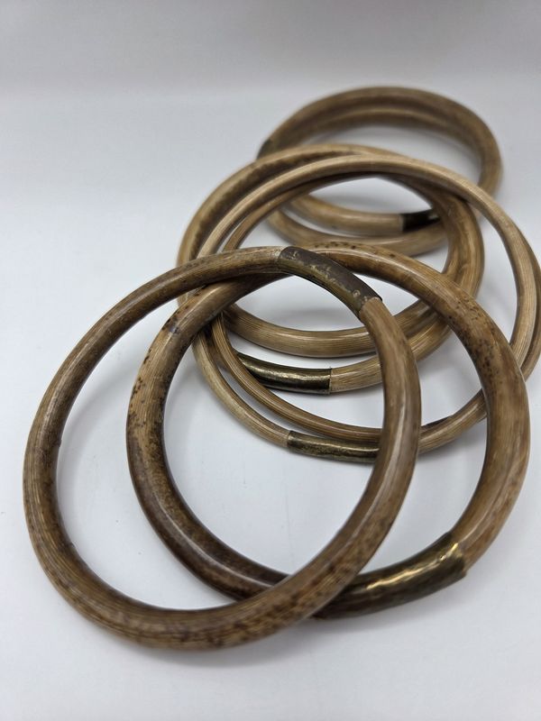 Set of 8 Horn &amp; Brass Bangles