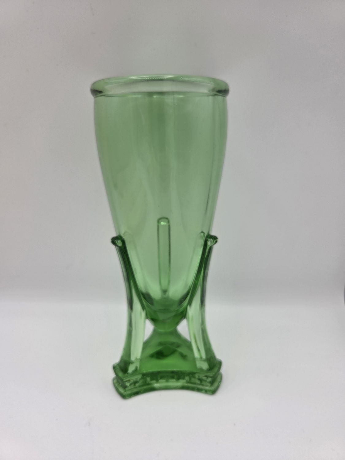 UV-Reactive Glass Trumpet Vase