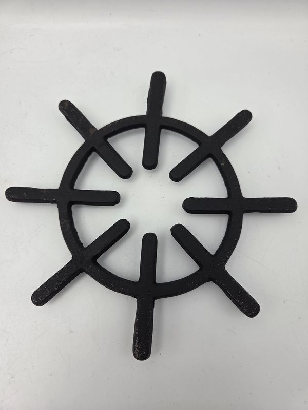 Cast Iron Ship Wheel Vintage Trivet