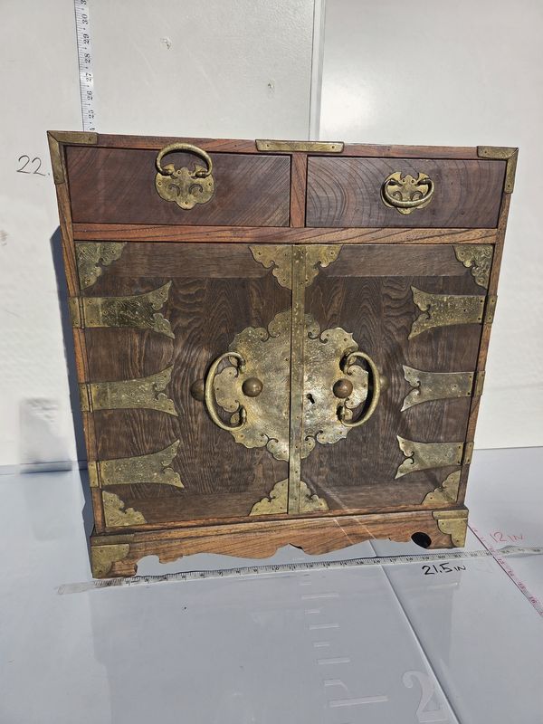 Japanese Tansu Wooden Cabinet