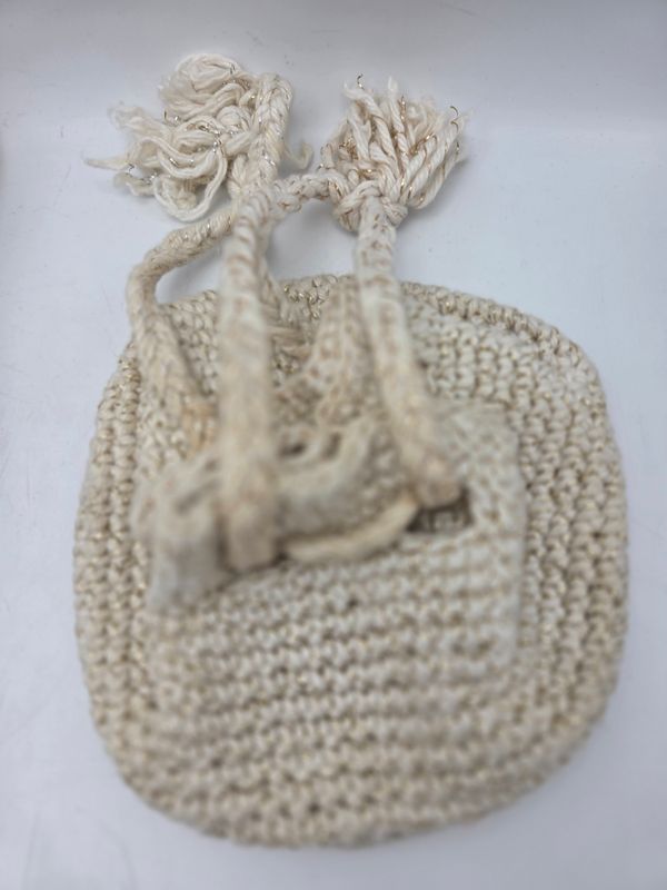 Cream Yarn Gold Metallic Thread Purse
