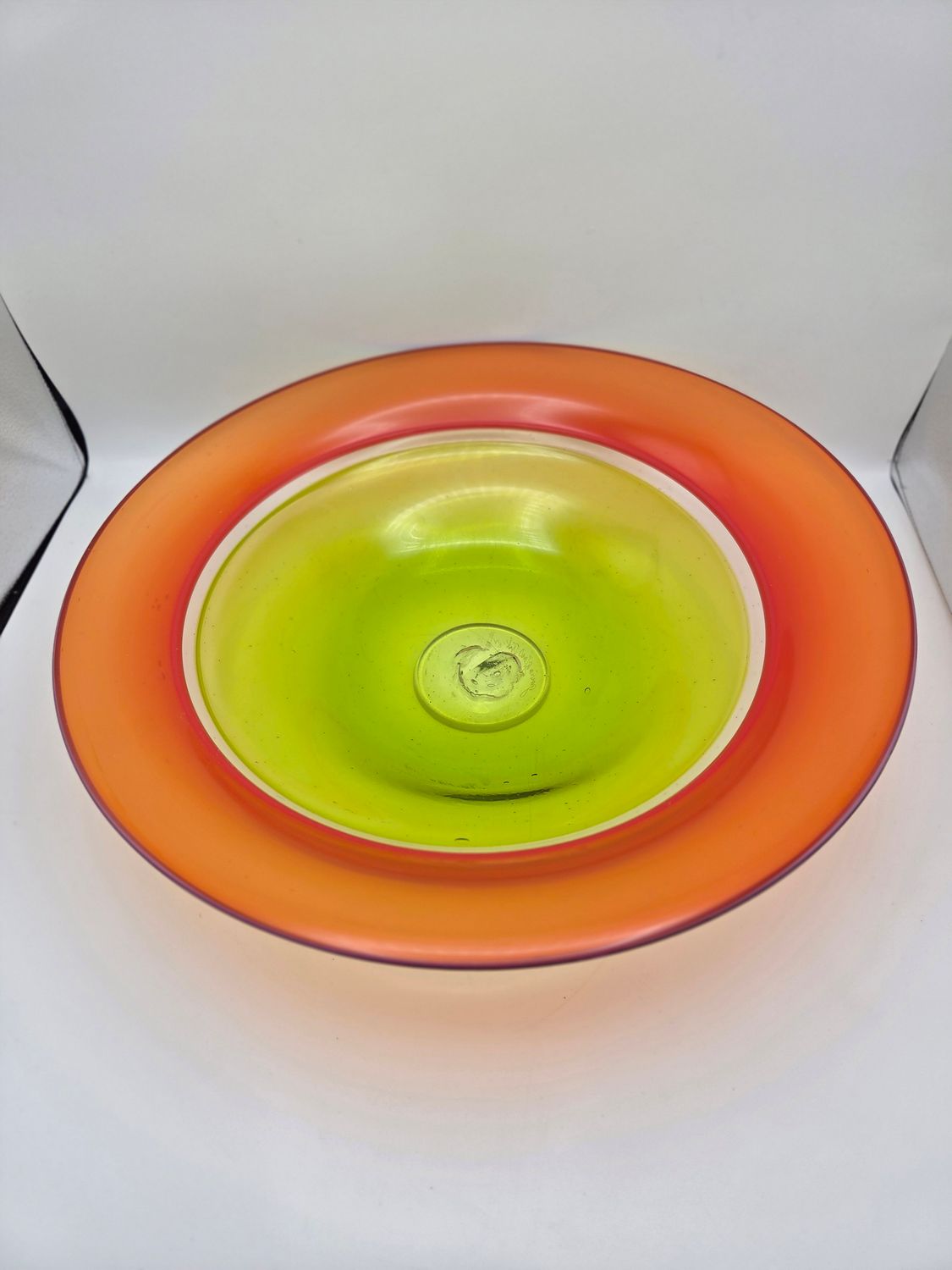 Garcia Glass Art 02 Signed Lime Green Bowl