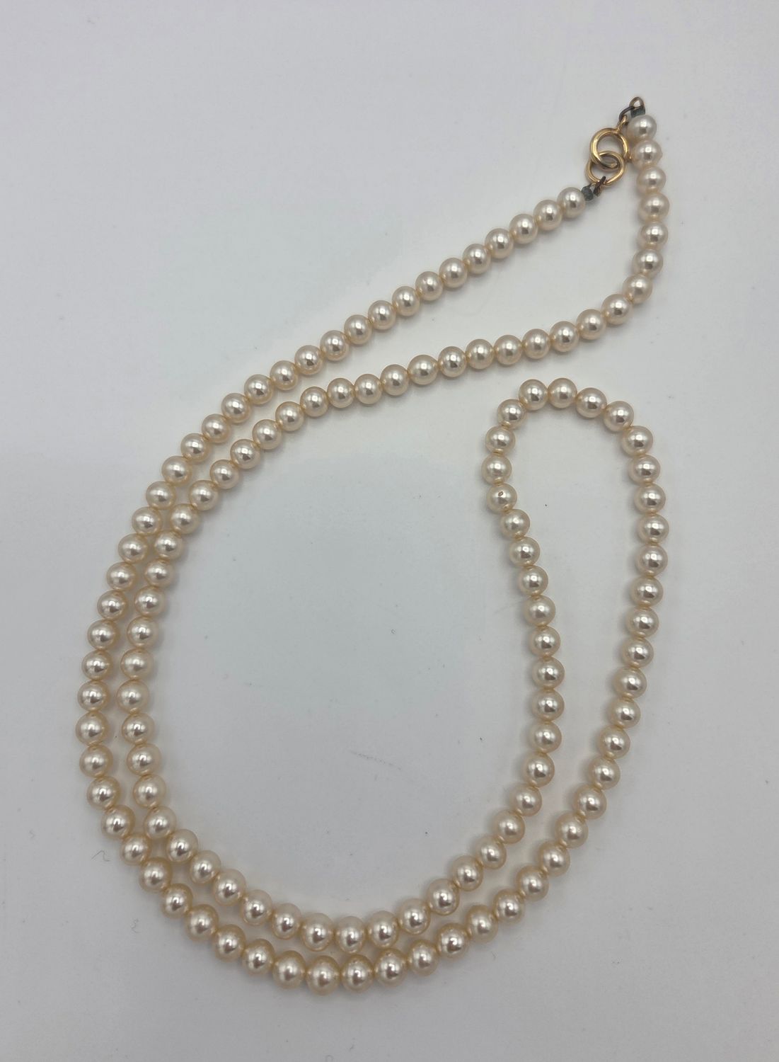 Fx Pearl Gold Tone Clasp Necklace