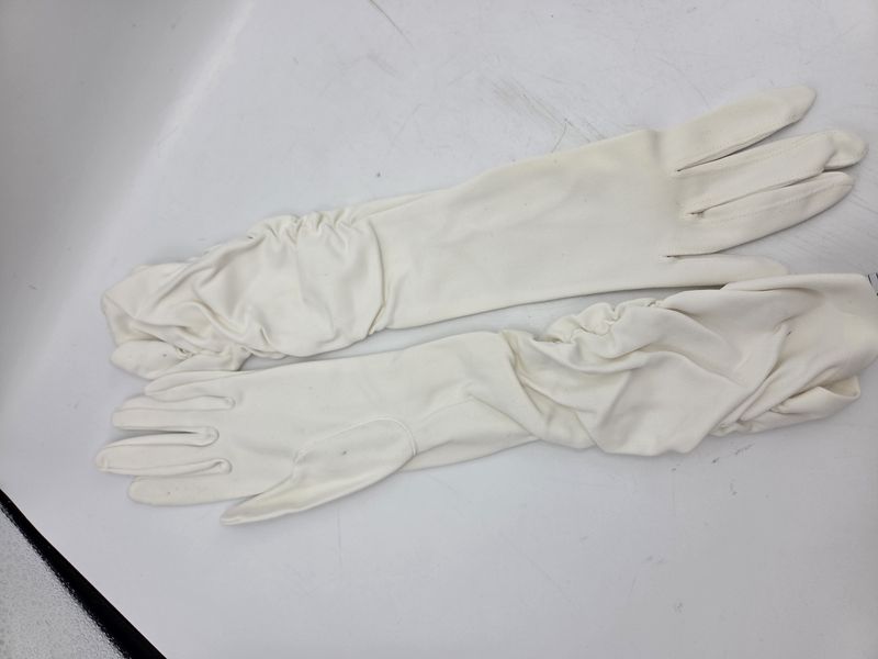 White Ruched Opera-Length Formal Gloves