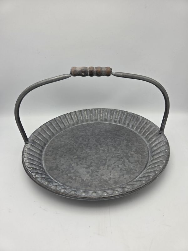 Vint Pier 1 Imp Galvanized Metal Tray