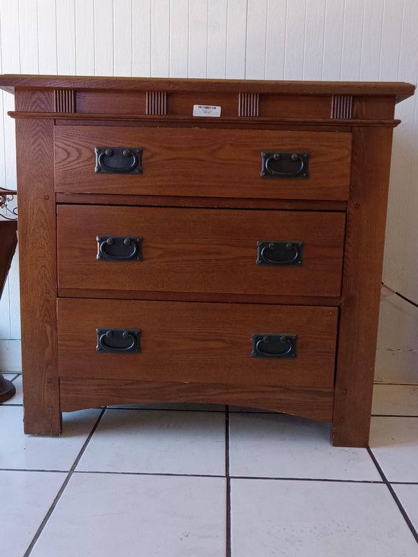 Bureau 3 Drawer