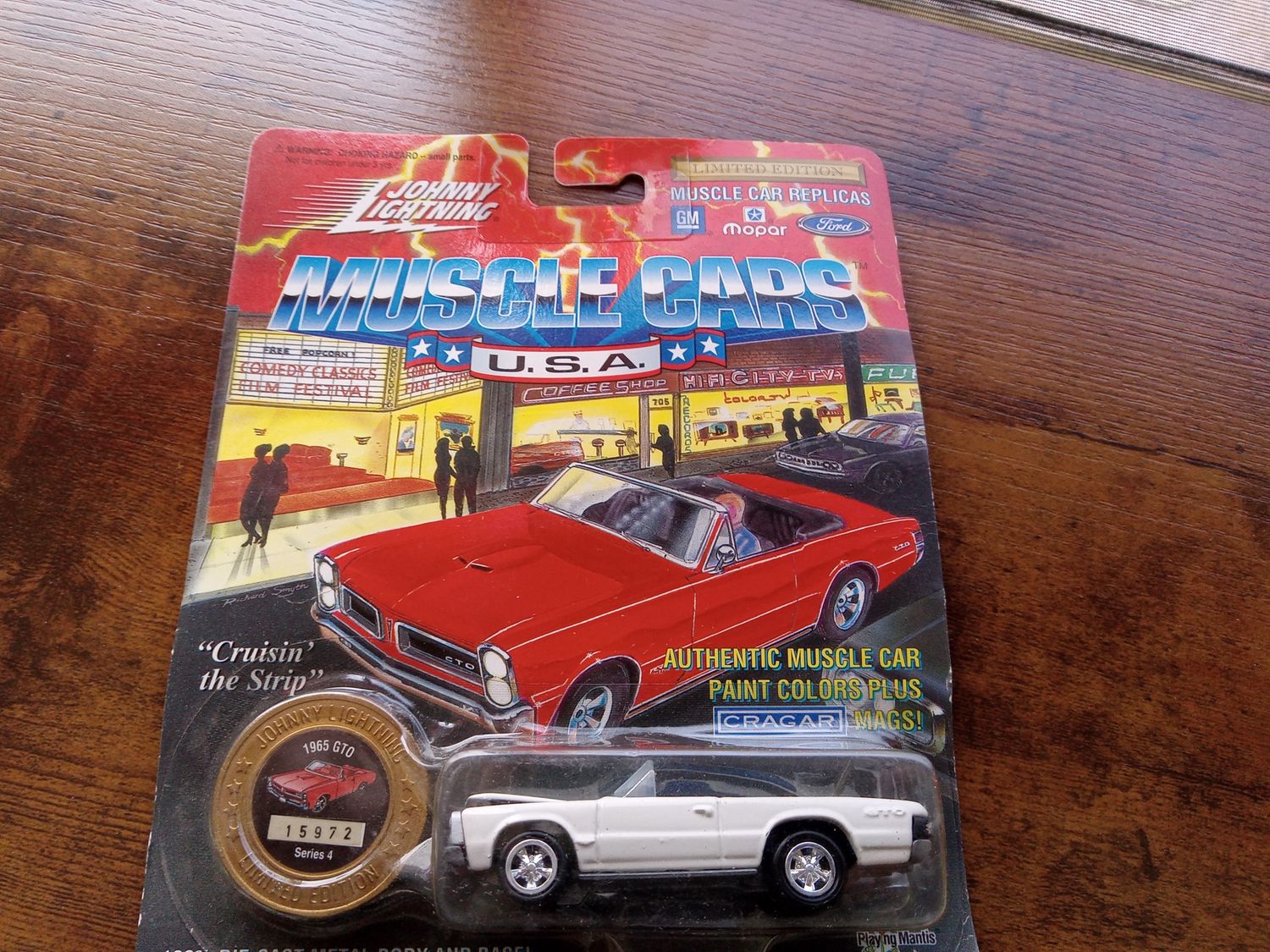 Johnny Lightning Muscle Cars 1965 GTO