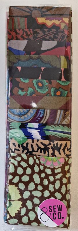 Dark Knight Mini Jelly Roll | Kaffe Fassett | per roll