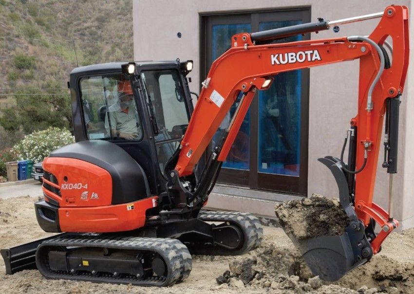 Kubota Mini Skid Steer- PER DAY
