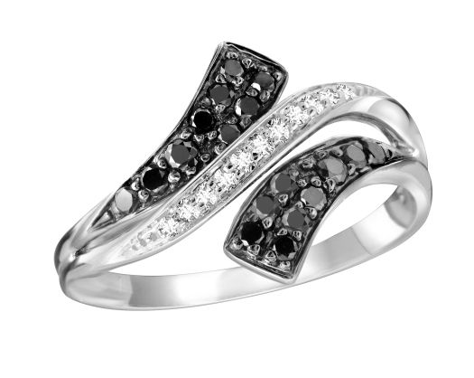 Bague femme diamants noir et blanc