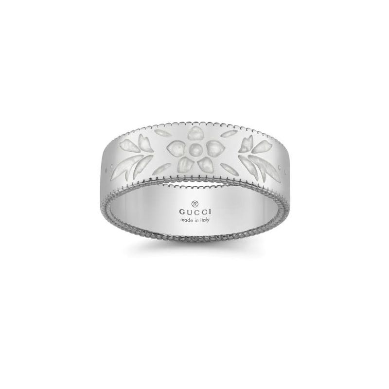 Gucci bague Blossom 18k or blanc avec motif emaile blanc 