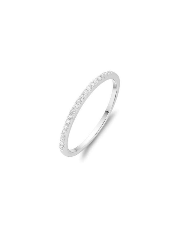 Half eternity ring