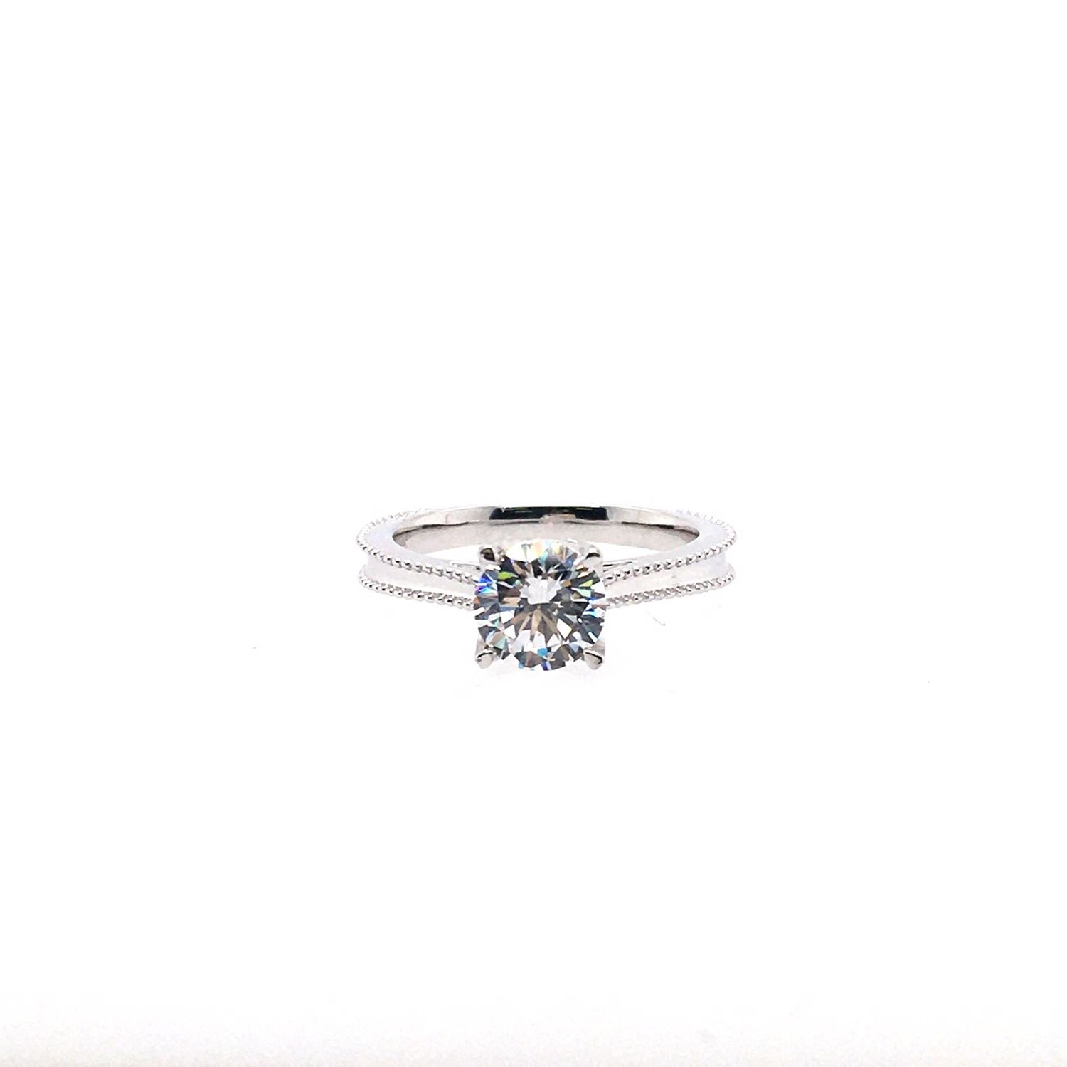 Solitaire engagement ring