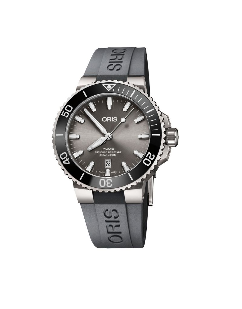 01 733 7730 7153-07 4 24 63TEBOris Aquis Titan Date, 43.5mm, Grey Dial, Caoutchouc-strap grey