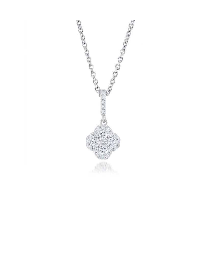 Miss mimi Collier et pendentif trèfle