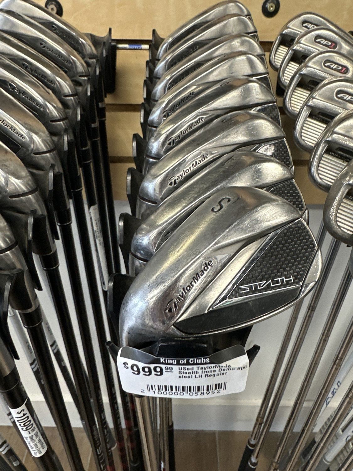 USed TaylorMade Stealth Irons Demo 8pc steel LH Regular