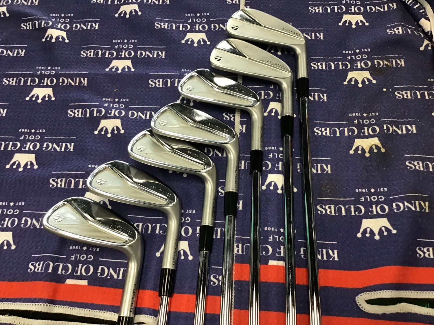 Demo Taylormade P7MC P770 Combo set 4-PW RH X-Stiff (Project x LZ shafts)