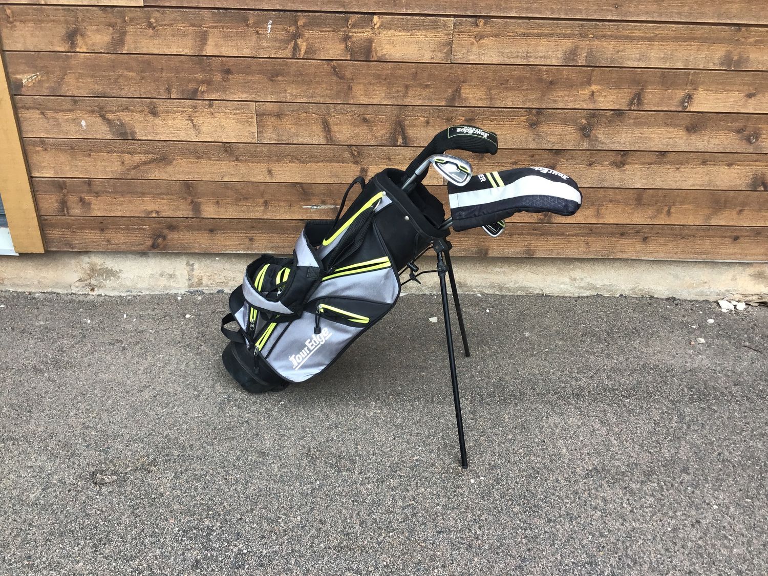 USed Tour edge Junior PAckage set LH