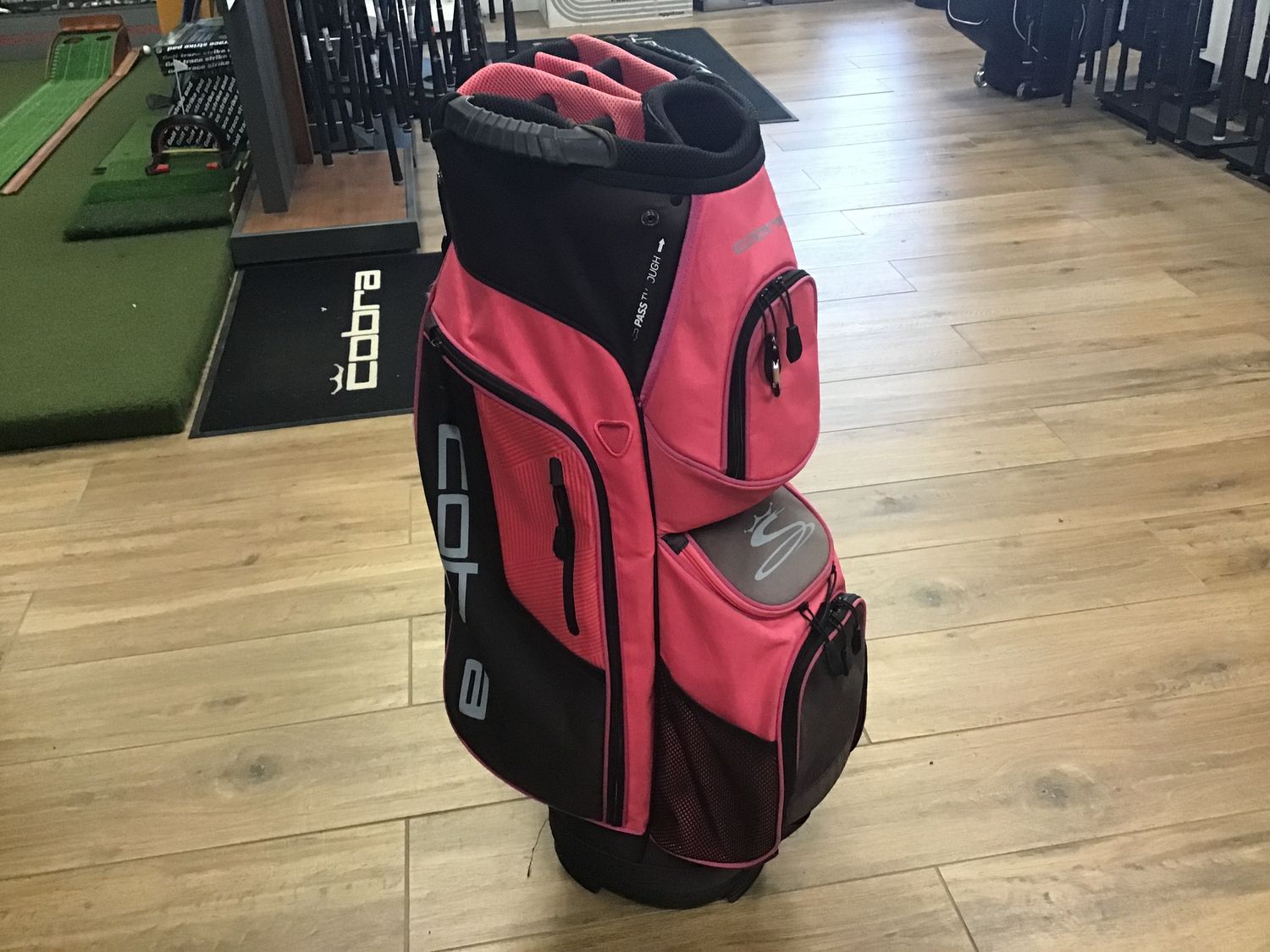 Used Cobra Cart Bag Pink