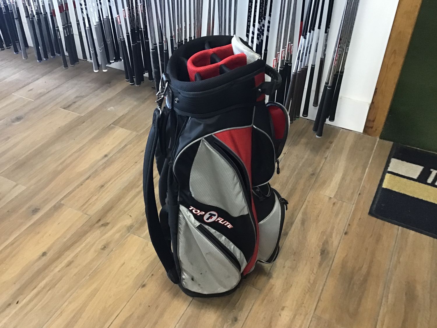 Used Top Flite cart bag