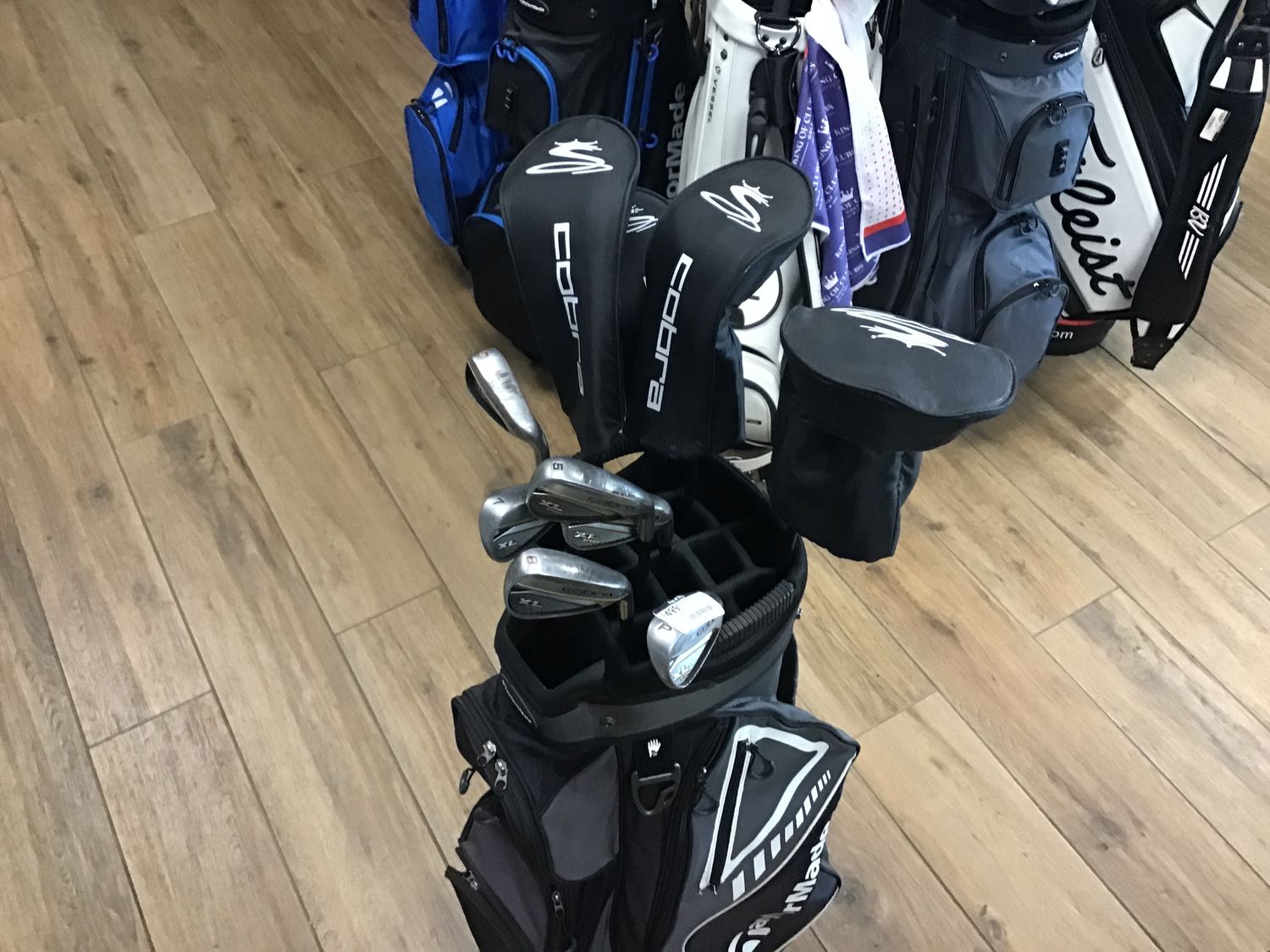 Used RH Cobra XL Speed Full Set Graphite