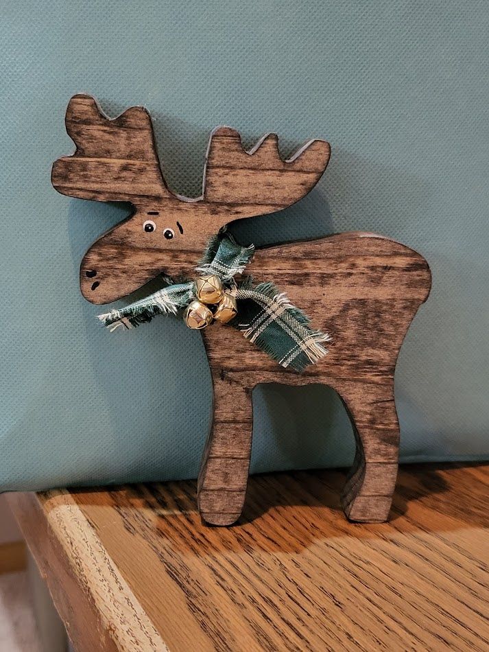 Moose- Small