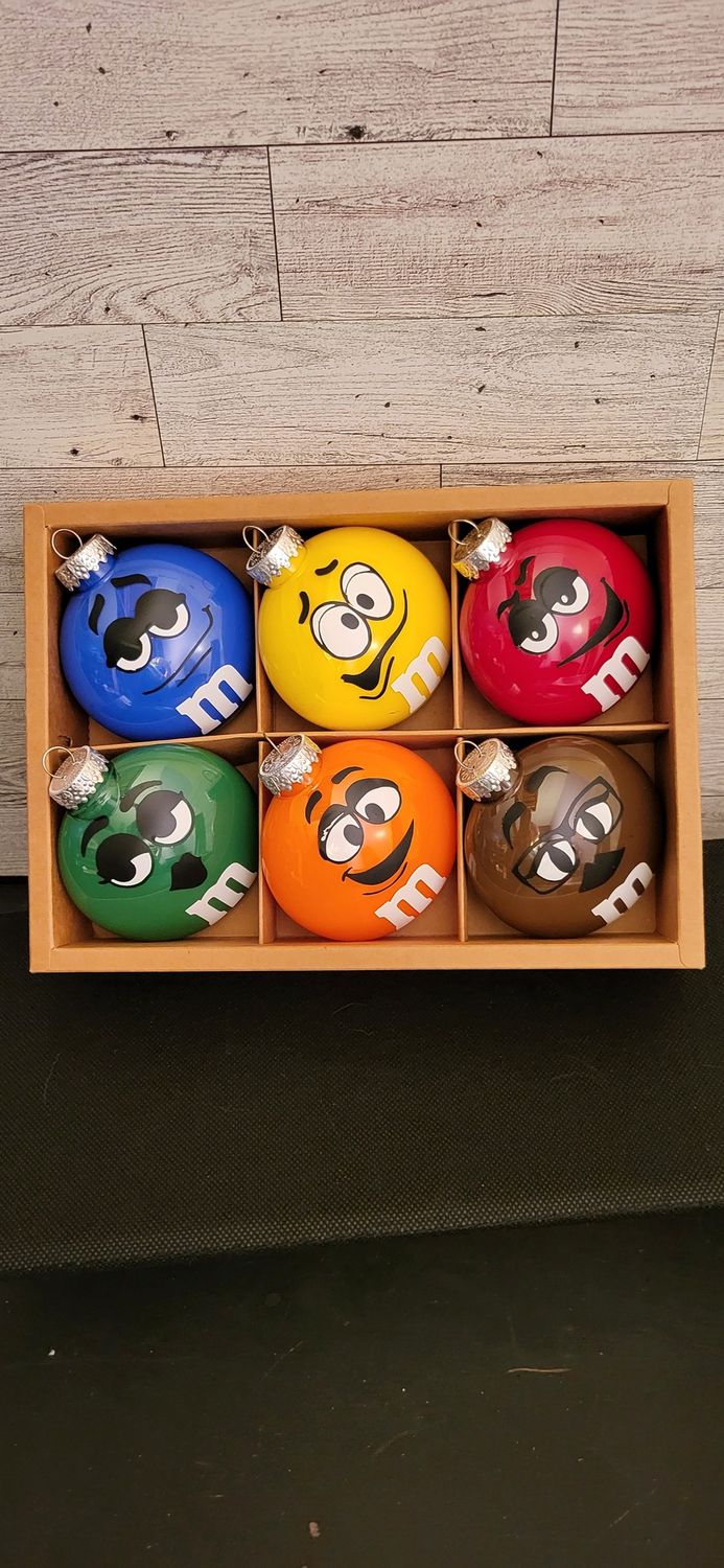 Ornaments - Sets-M&amp;M