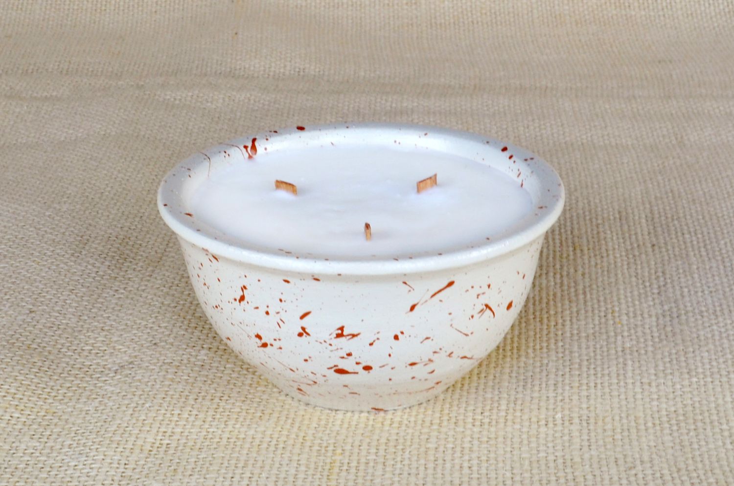 Hand-Painted Terracota Soy-Coconut Candle, 7.5 oz, available in 4 Fragrances/Colors