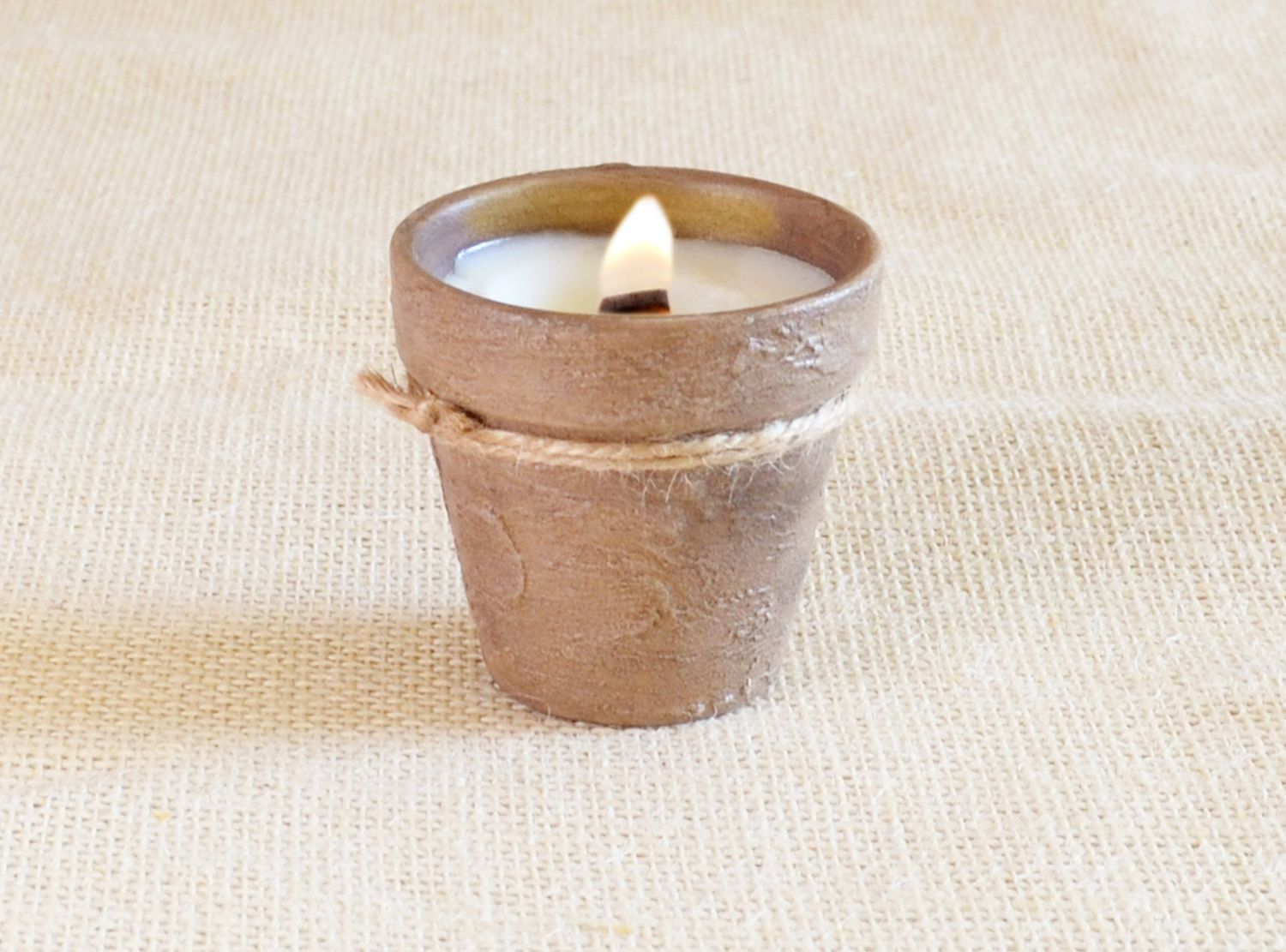 Hand-Painted Terracotta Soy-Coconut Candle, 3 oz., available in 13 Fragrances/Colors - VOLCANES Collection