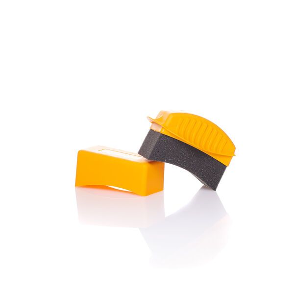 Clean hands tire applicator