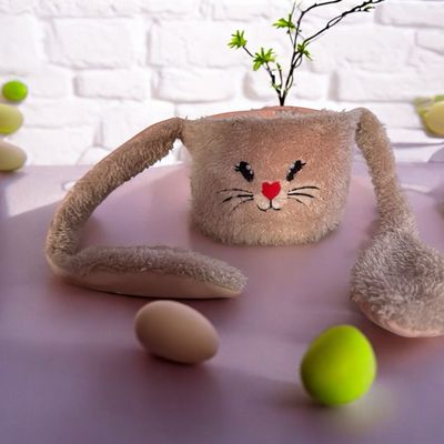 Pluche Paasmandje konijn met lange oren - gepersonaliseerd Paasmandje voor kinderen