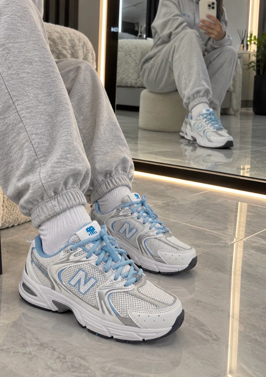 New Balance 530 White &amp; Blue