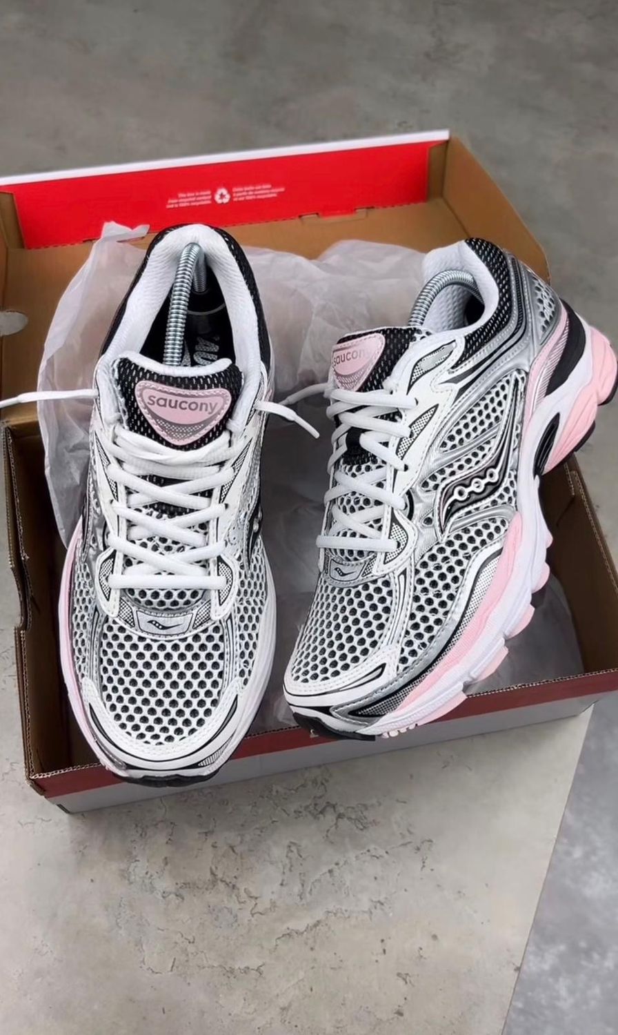 Saucony Progrid omni 9 pink