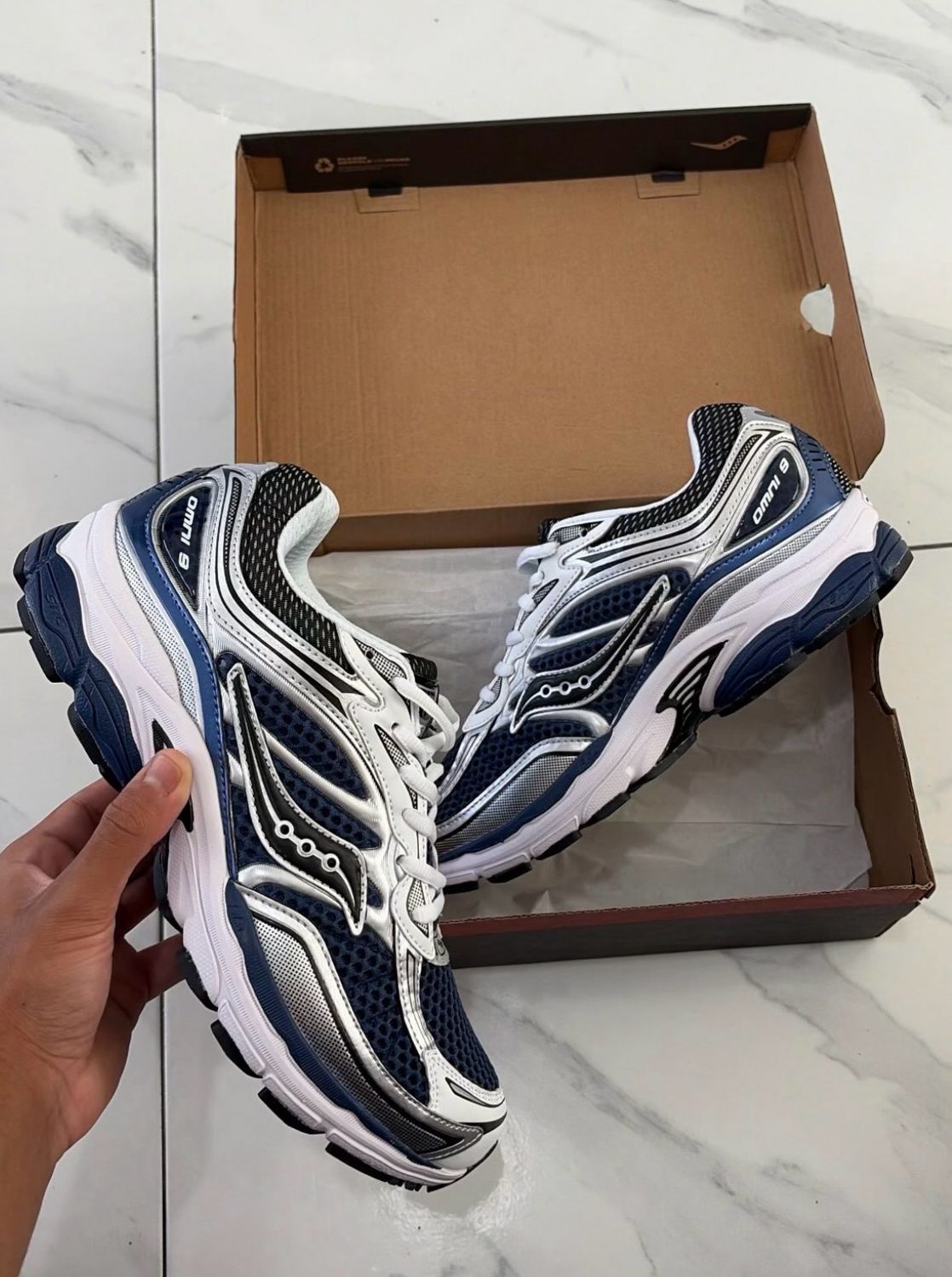 Saucony Omni 9 Navy