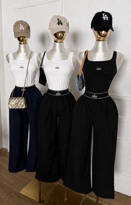 Adults alo set