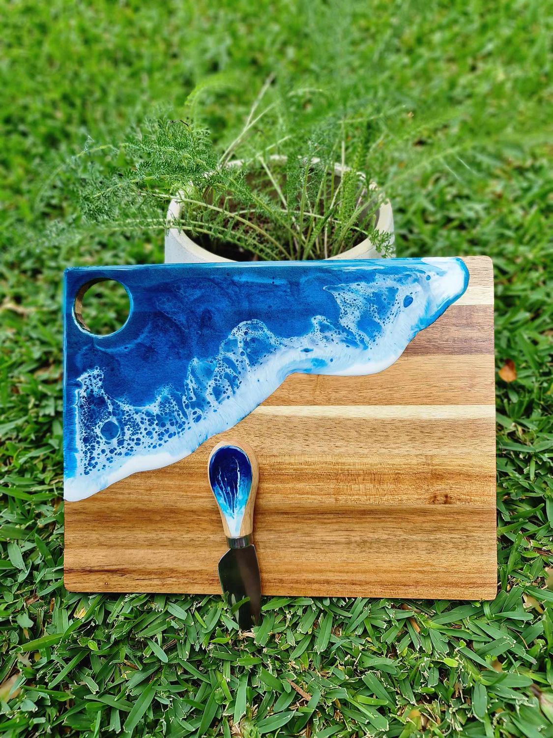 Cheeseboard with Knife