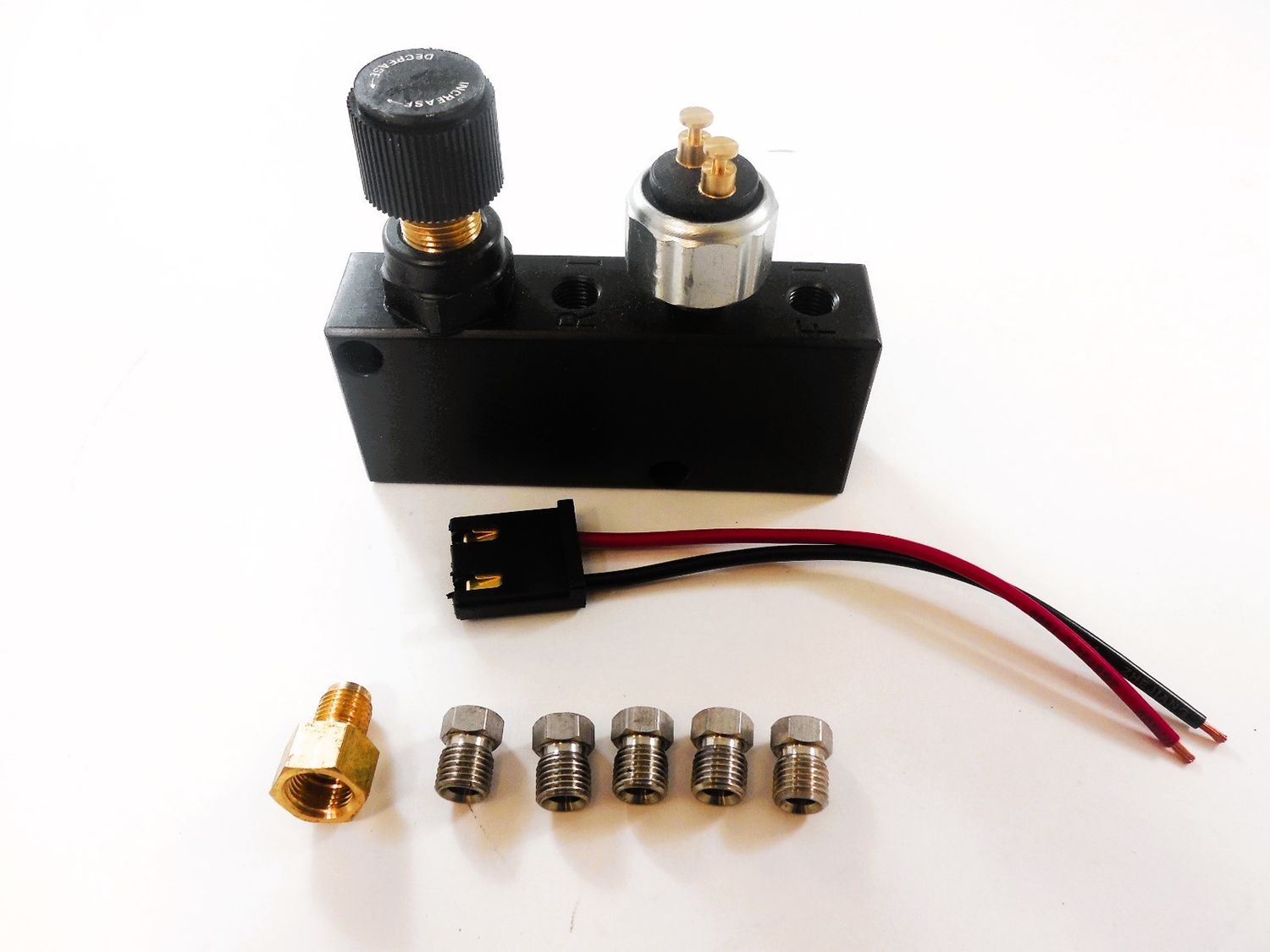 RACING POWER CO-PACKAGEDBrake Proportioning Valve Adjustable Black