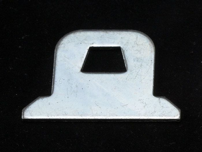 RACEQUIPReplacement Tab for GM Buckle